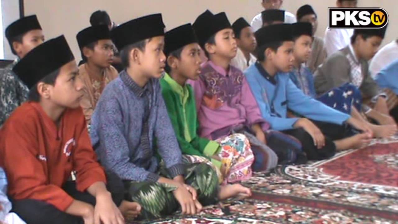 PKSTV HNW Kunjungi Pondok Pesantren Daarul Quran Takhossus Kemang Fraksi PKS