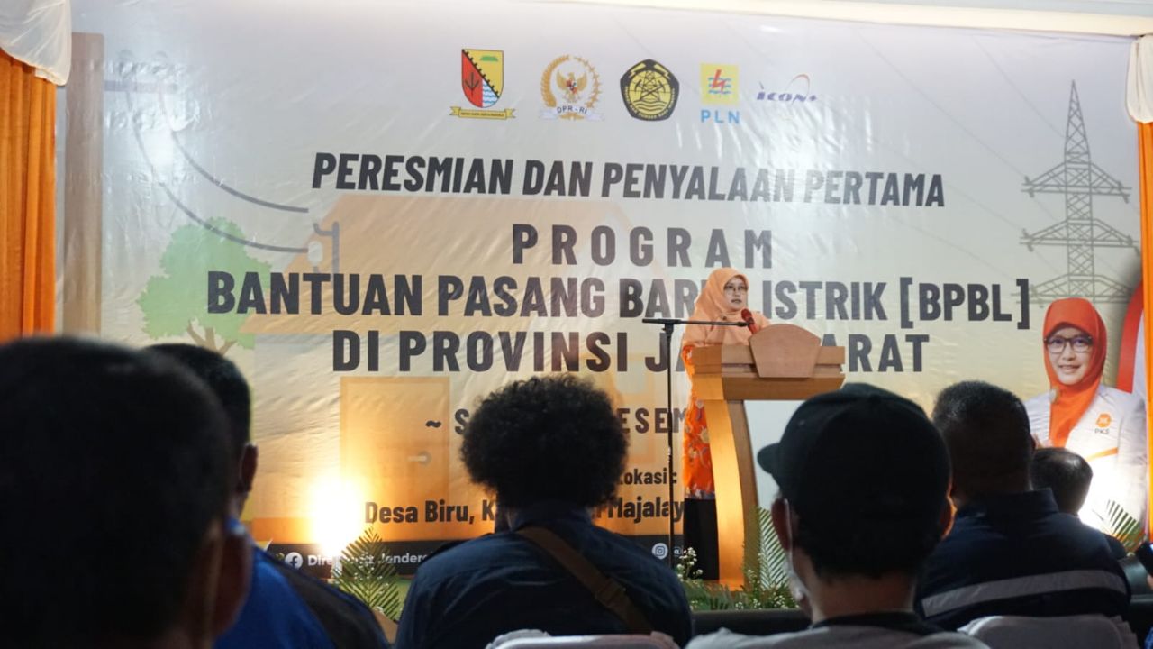 Saat Di Dapil Diah Nurwitasari Bantu Ribuan Rumah Tangga Dapatkan Program BPBL Fraksi PKS