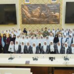 Pelajar Sukabumi Kunjungi Gedung DPR, Aleg PKS Slamet Beri Pesan dan Motivasi Soal Fungsi DPR
