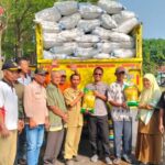 Riyono Caping Salurkan 137,5 Ton Benih Padi untuk Petani Ngawi