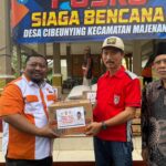 Yanuar Arif Bantu Korban Tanah Longsor Majenang