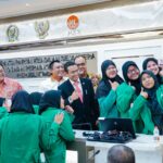 Hendry Munief Dorong Generasi Muda Melek Kebijakan Publik dan Berdaya Saing dalam Kunjungan DI Al Hikmah Jakarta