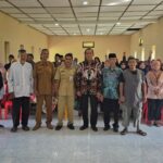 Abdul Kharis Bagikan Ratusan Paket Ikan untuk Cegah Stunting di Klaten