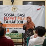 Tutup Tahun di Surodinawan, Meitri Apresiasi Kerukunan Warga dengan Bantuan Fasilitas Balai RW