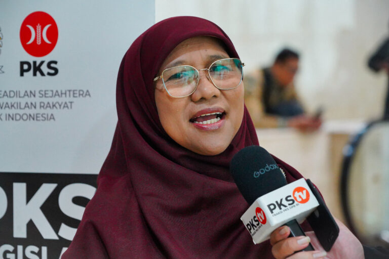 Saadiah Saadiah Uluputty Tekankan Akuntabilitas APBN dalam Evaluasi Pemulihan ...