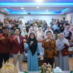 Diskusi di Unismuh Makassar, Meity Rahmatia Dorong Perempuan Berani Rebut Ruang Publik