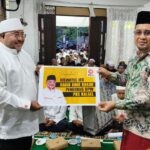 Pererat Silaturahim, Habib Aboe Bagikan Kiswatul Ied untuk Pengurus dan Kader PKS Kalsel