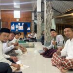 Perkuat Kebersamaan, Riyono Caping Itikaf dan Sahur Bersama Kader Magetan