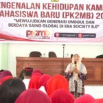 Saadiah Uluputty Sapa Mahasiswa Baru Unidar: Dari Kampus, Masa Depan Maluku Dipersiapkan