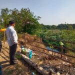 Tinjau Longsor Barugbug, Jalal Abdul Nasir Desak Pembangunan Tanggul Cor Pile di Sungai Cilamaya